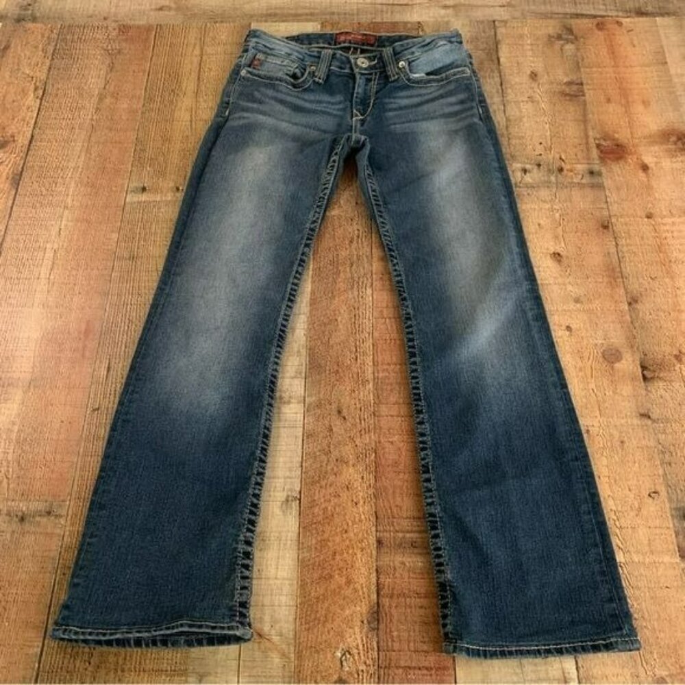 Big Star womens size 26R Low Rise Denim boot cut jeans